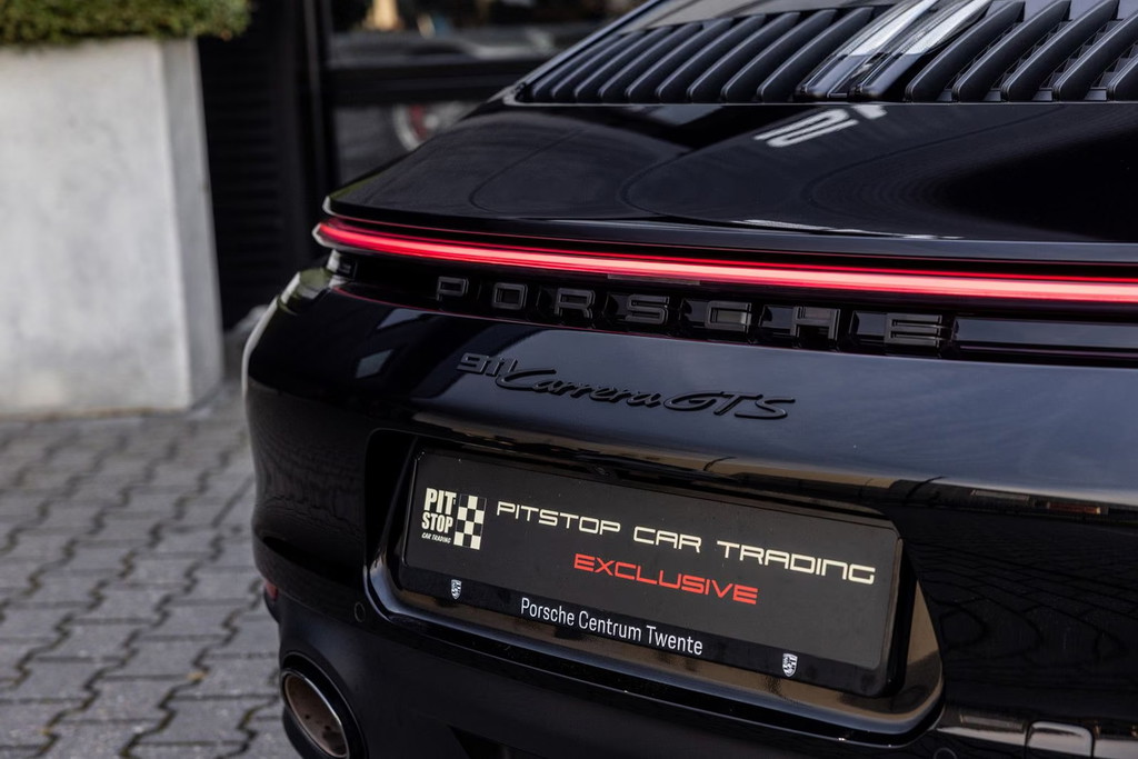 Porsche 992 Carrera GTS