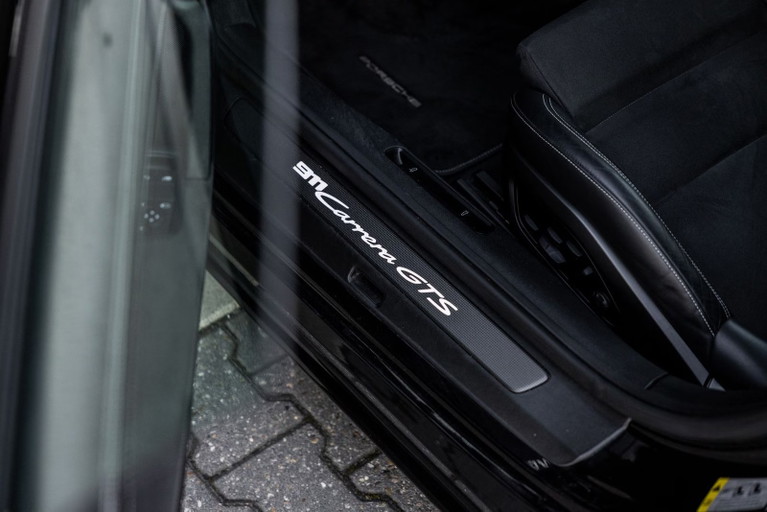 Porsche 992 Carrera GTS