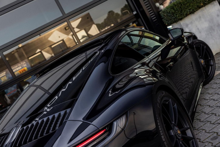 Porsche 992 Carrera GTS