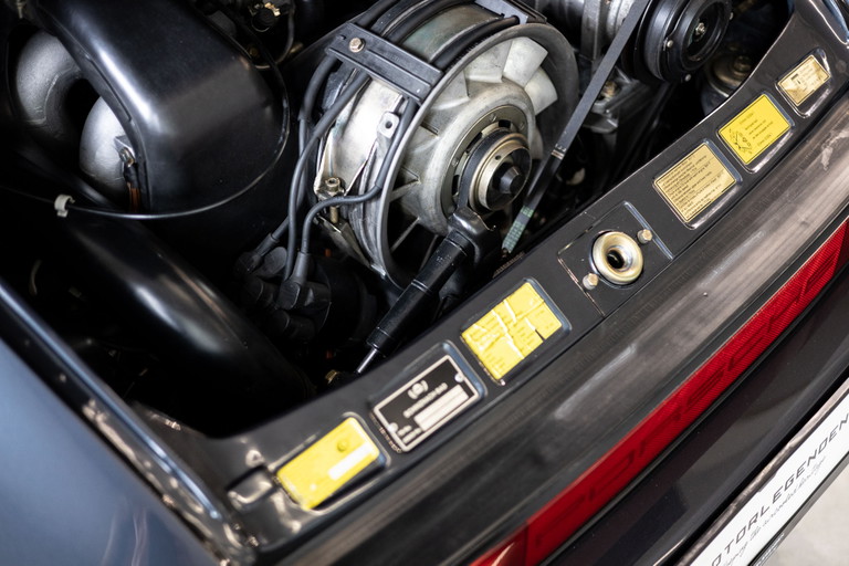 Porsche 911 Carrera 3.2 «25 Jahre 911»
