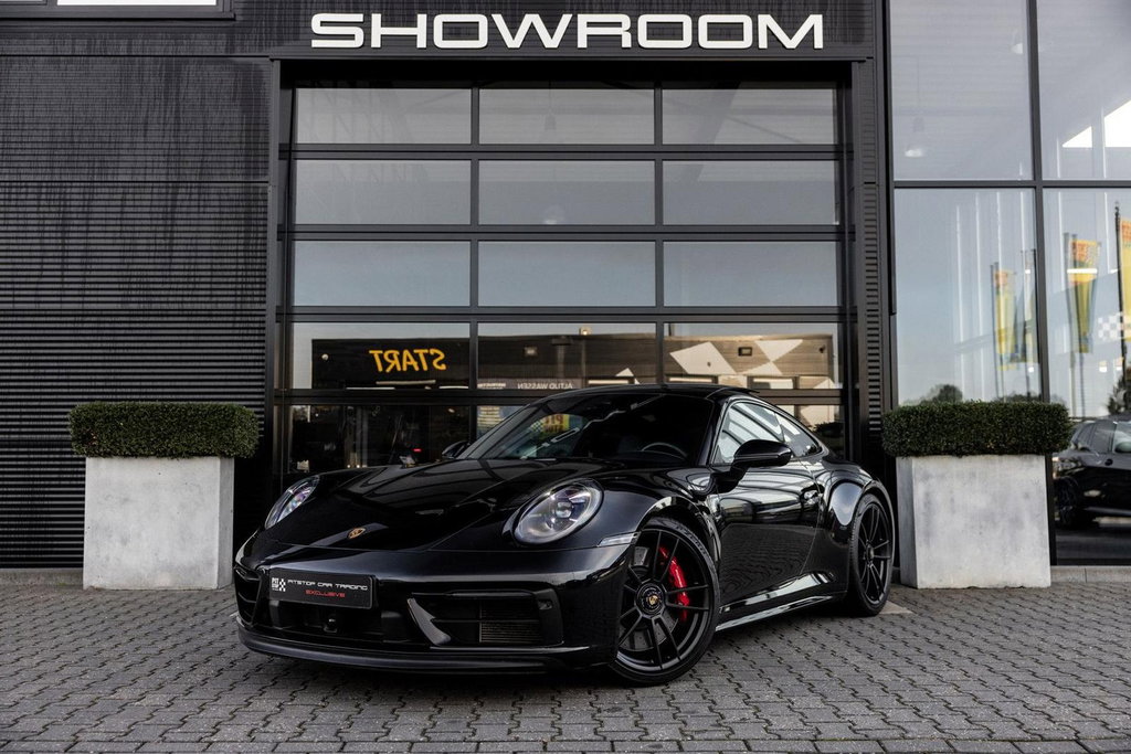 Porsche 992 Carrera GTS