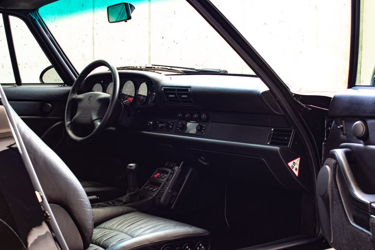 Porsche 993 Carrera 4S