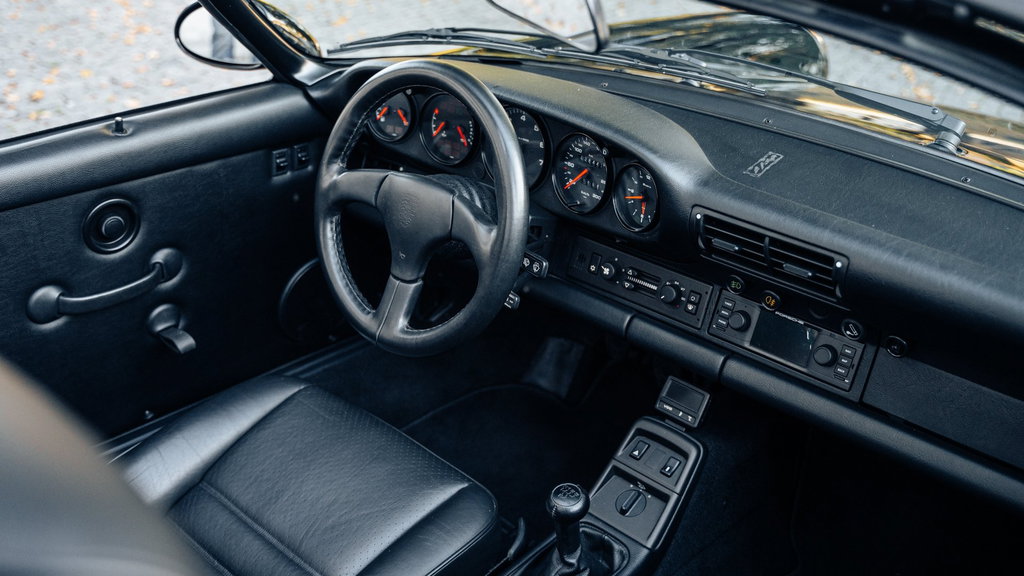 Porsche 964 Carrera 2 Speedster