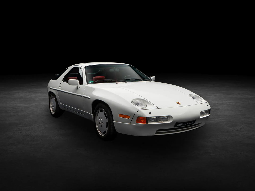 Porsche 928 S4