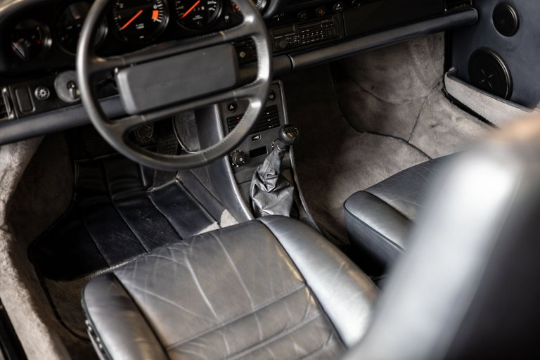 Porsche 911 Carrera 3.2 «25 Jahre 911»