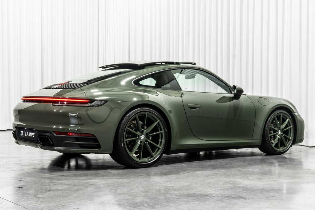 Porsche 992 Carrera