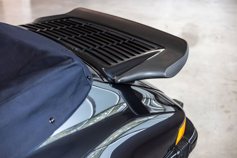 Porsche 911 Carrera 3.2 «25 Jahre 911»