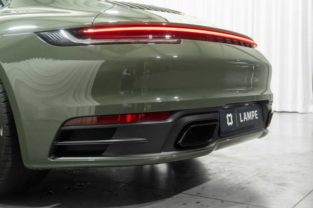 Porsche 992 Carrera