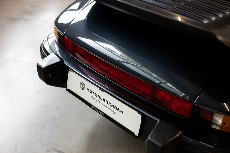 Porsche 911 Carrera 3.2 «25 Jahre 911»