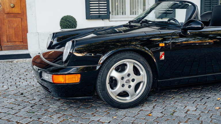 Porsche 964 Carrera 2 Speedster
