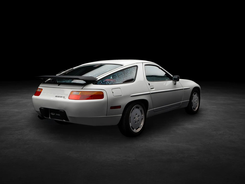 Porsche 928 S4