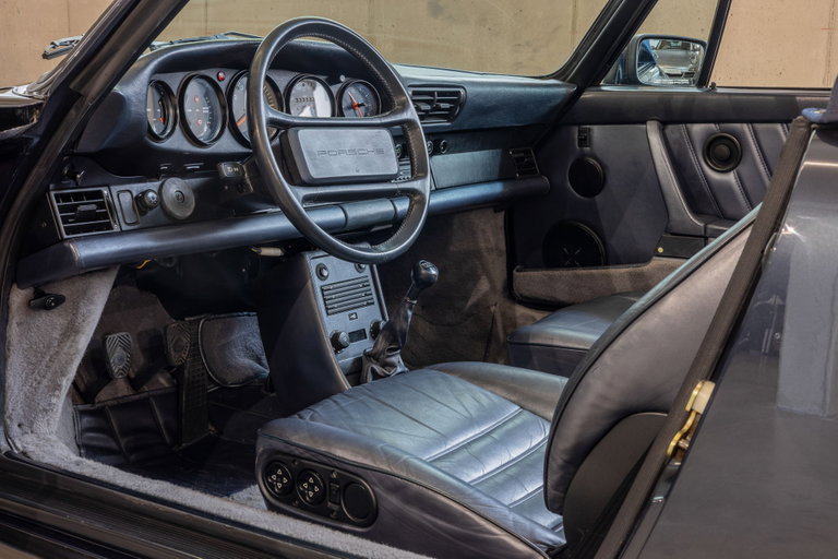 Porsche 911 Carrera 3.2 «25 Jahre 911»