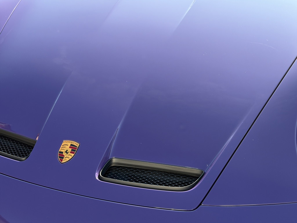Porsche 992 GT3 Touring