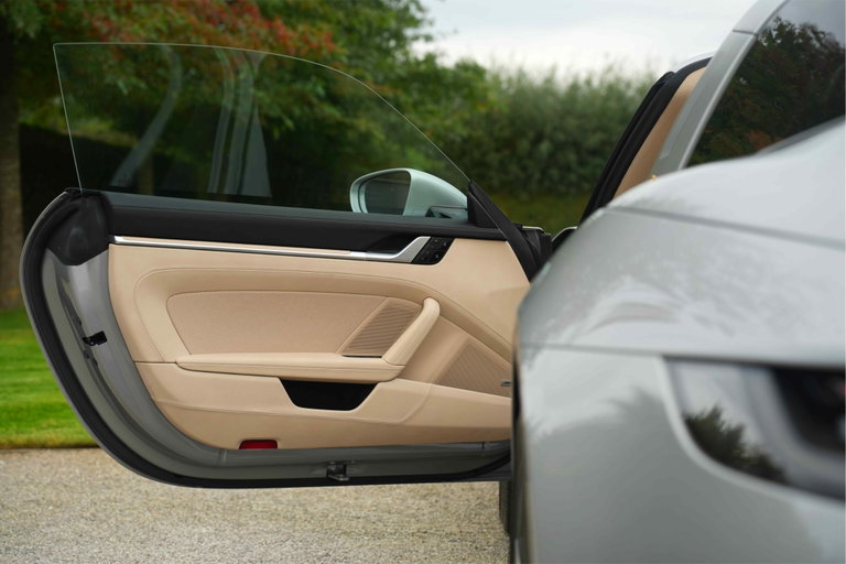 Porsche 992 Heritage Design Edition