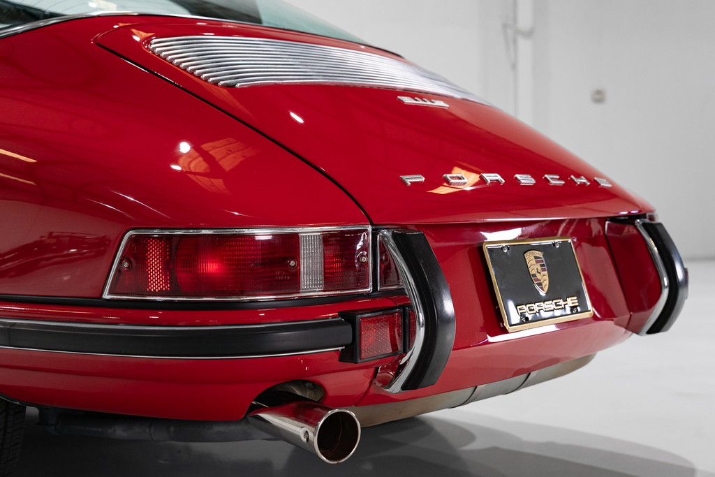 Porsche 911 S (F-Modell)