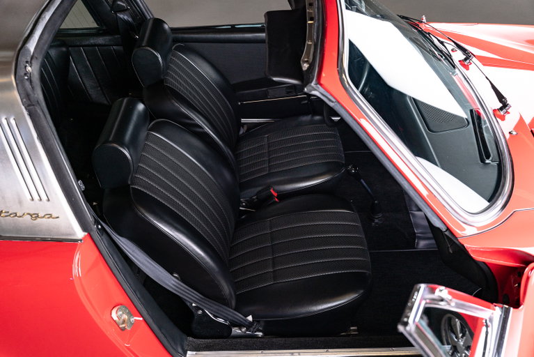 Porsche 911 S (F-Modell)