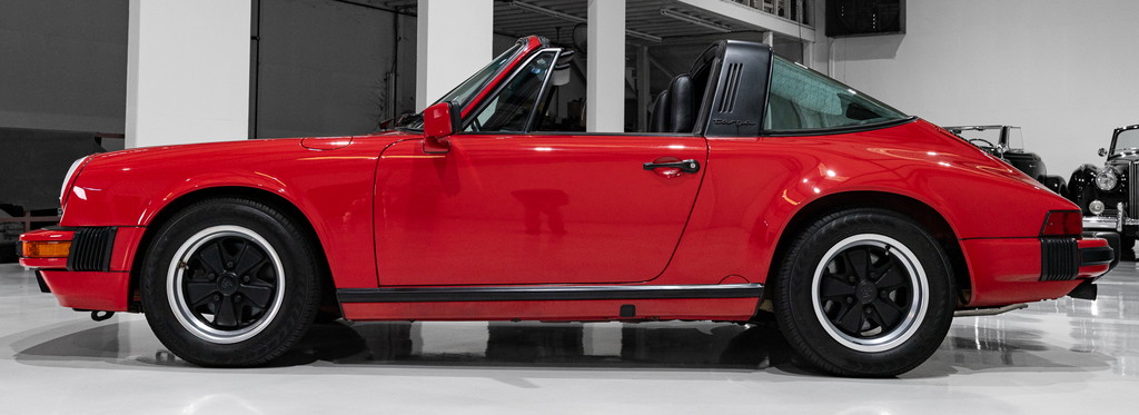Porsche 911 Carrera 3.2 (US)