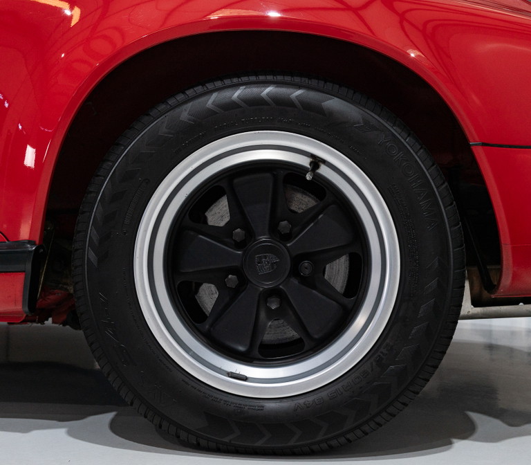 Porsche 911 Carrera 3.2 (US)
