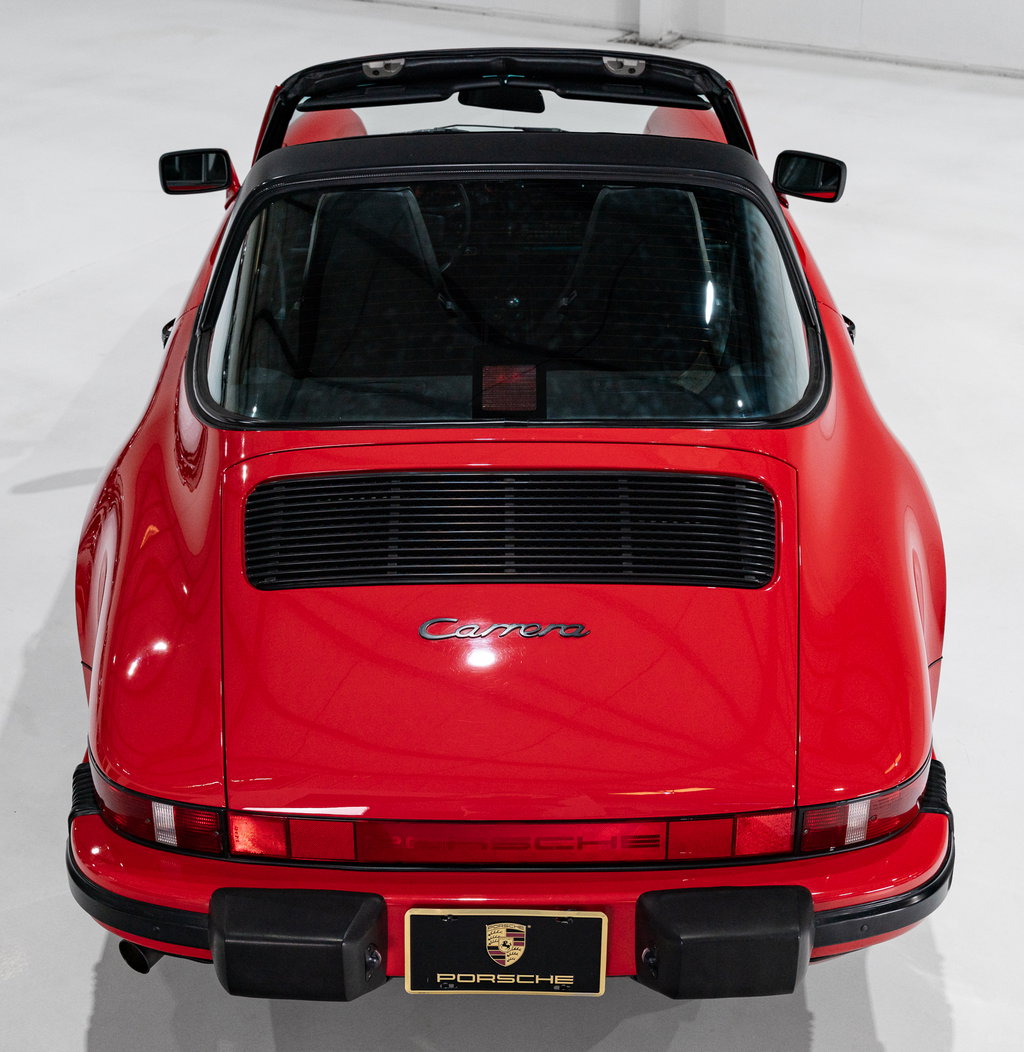 Porsche 911 Carrera 3.2 (US)