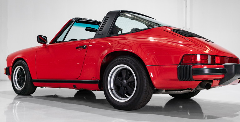 Porsche 911 Carrera 3.2 (US)
