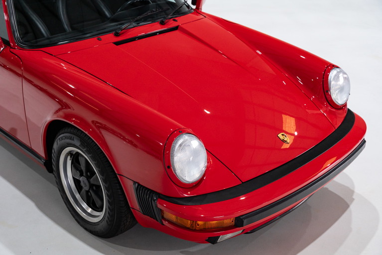 Porsche 911 Carrera 3.2 (US)