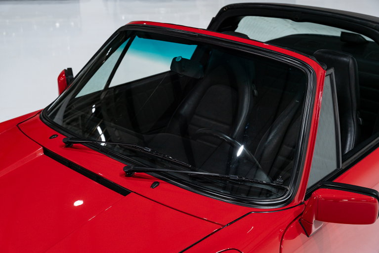 Porsche 911 Carrera 3.2 (US)