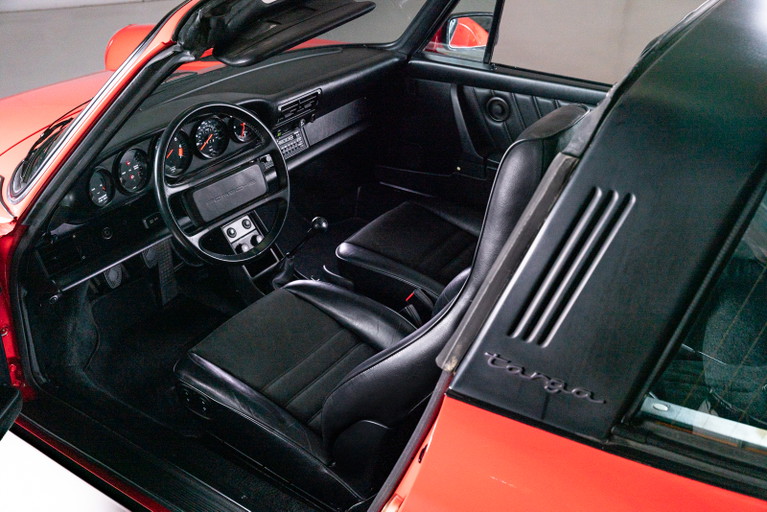 Porsche 911 Carrera 3.2 (US)