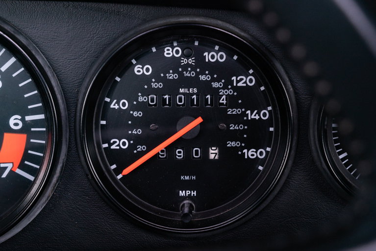 Porsche 911 Carrera 3.2 (US)