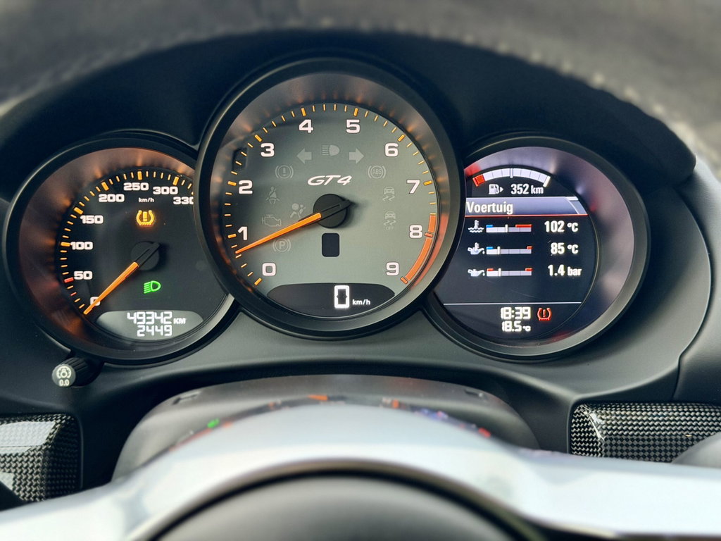 Porsche 981 Cayman GT4