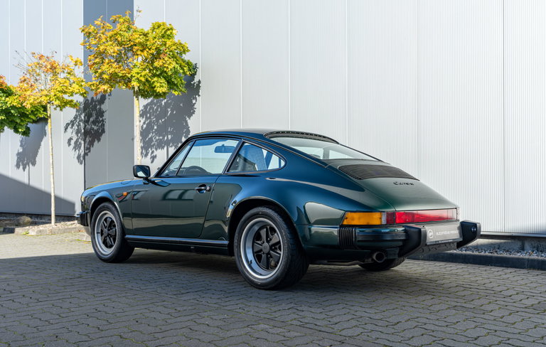 Porsche 911 Carrera 3.2
