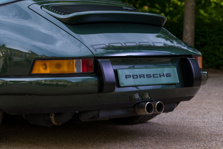 Porsche 911 Backdate