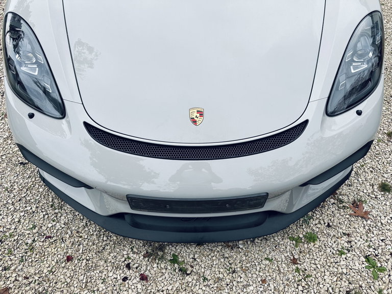 Porsche 718 Cayman GT4