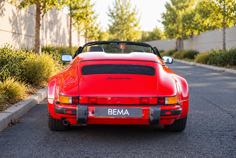 Porsche 911 Carrera 3.2 Speedster