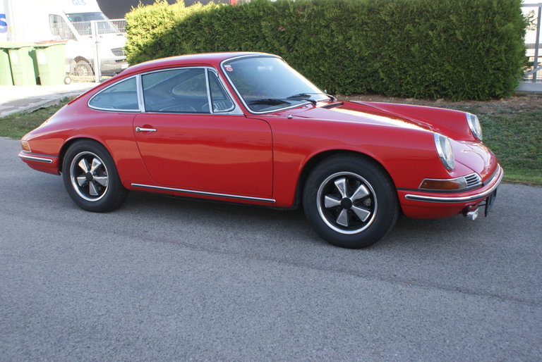 Porsche 911 T