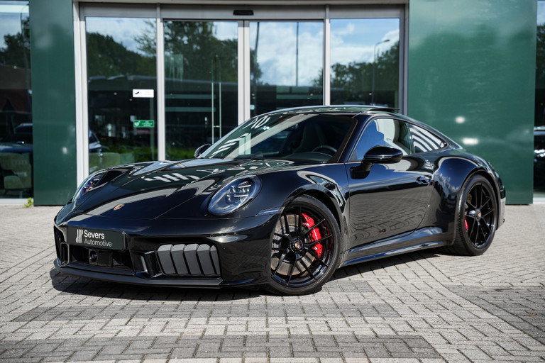 Porsche 992.2 Carrera GTS