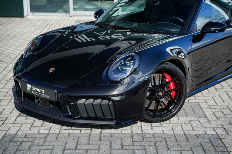 Porsche 992.2 Carrera GTS