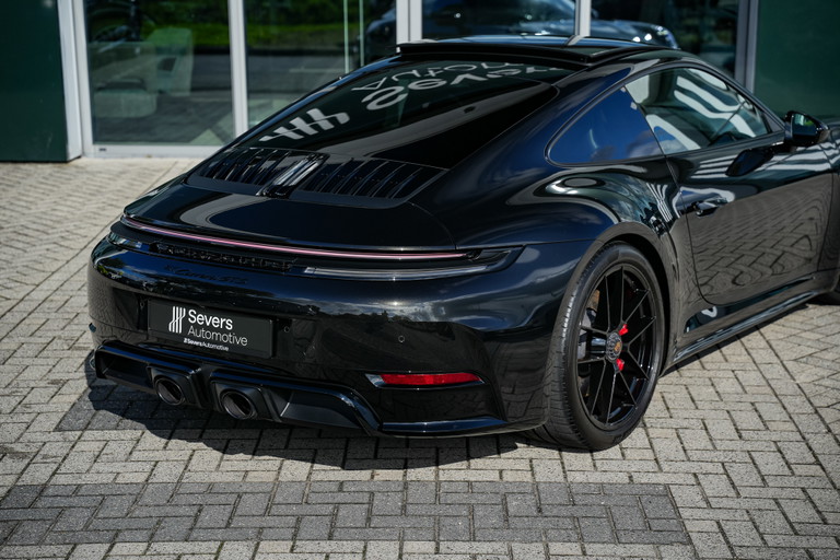 Porsche 992.2 Carrera GTS