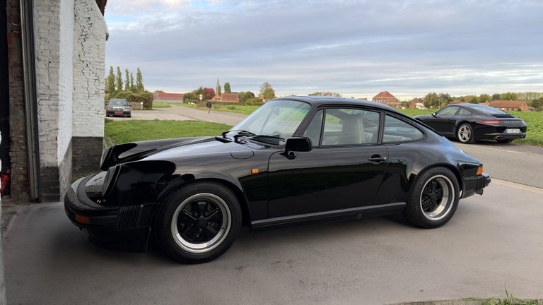 Porsche 911 Carrera 3.2