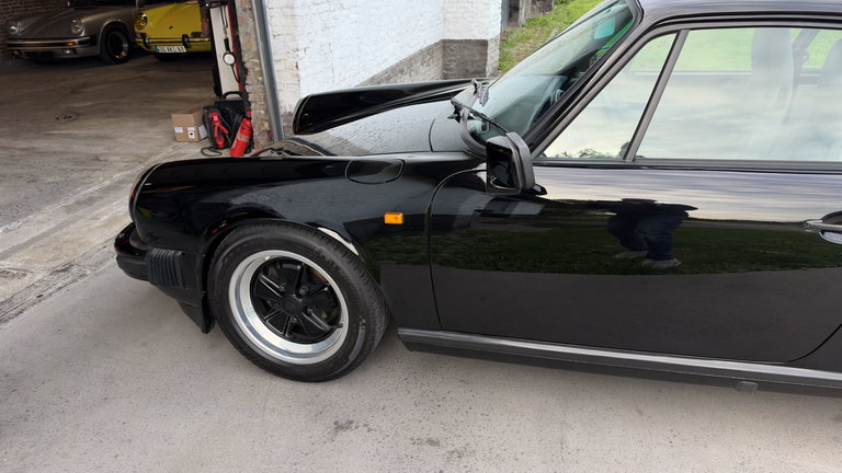 Porsche 911 Carrera 3.2