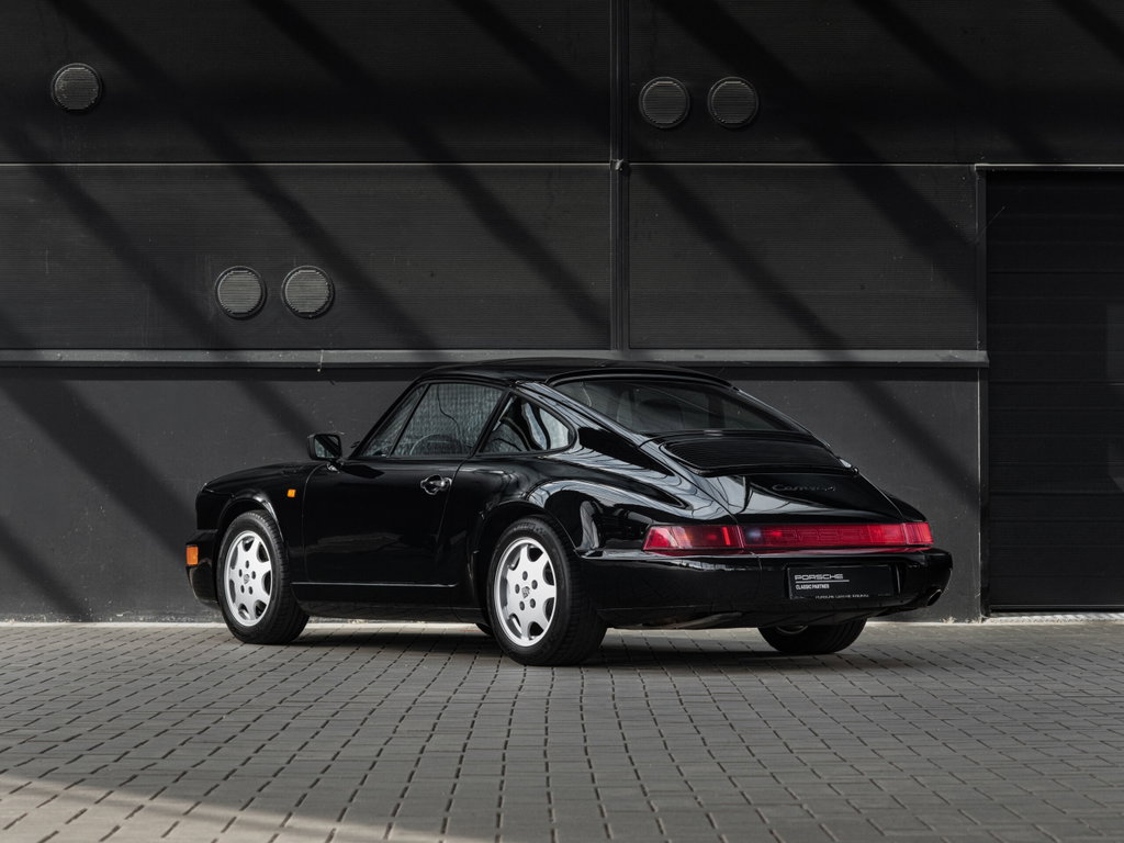 Porsche 964 Carrera 4