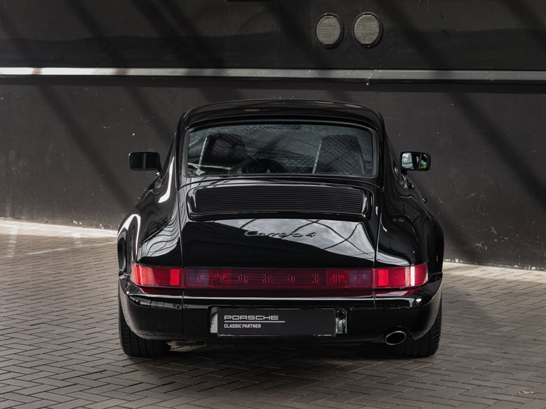 Porsche 964 Carrera 4