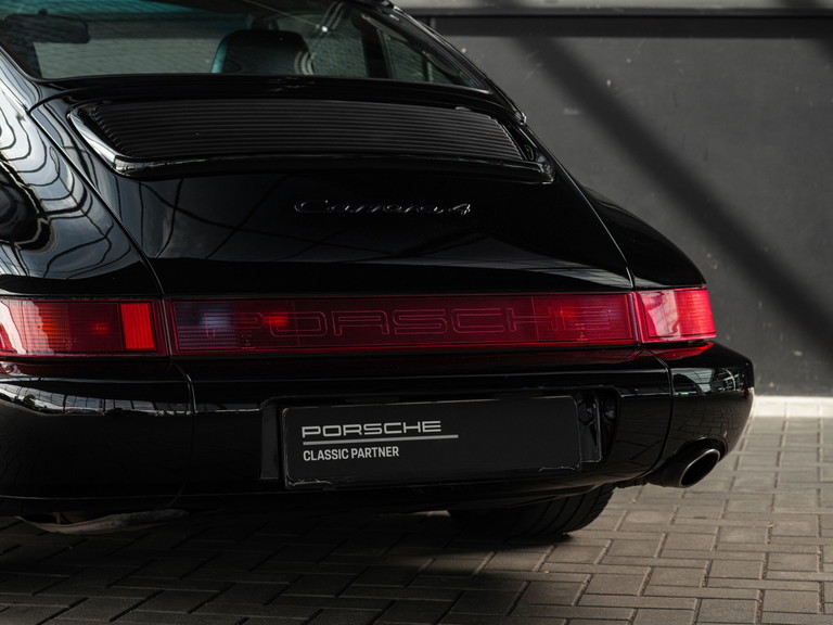 Porsche 964 Carrera 4