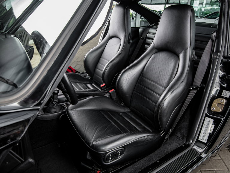 Porsche 964 Carrera 4
