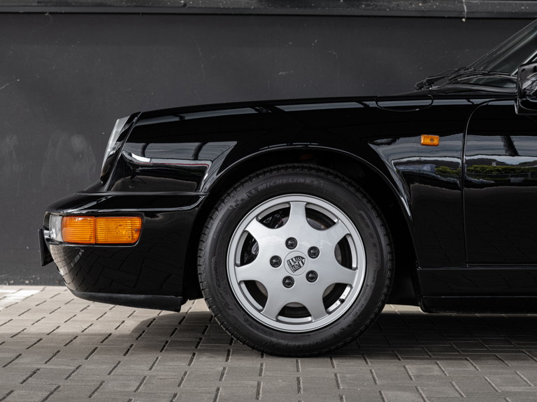 Porsche 964 Carrera 4