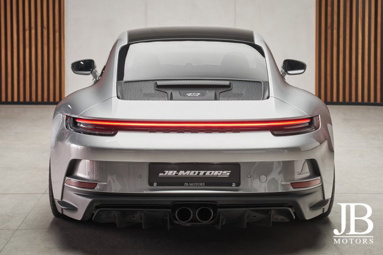 Porsche 992 GT3 Touring
