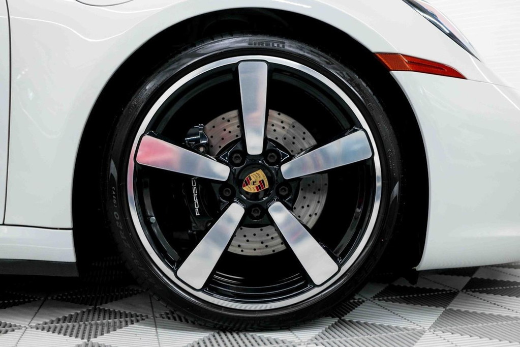 Porsche 992 Carrera S