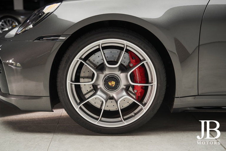 Porsche 992 Turbo