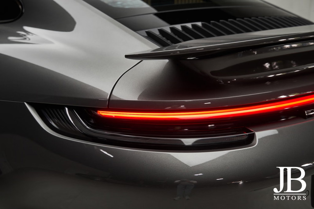 Porsche 992 Turbo
