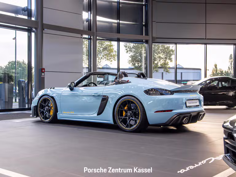 Porsche 718 Spyder RS