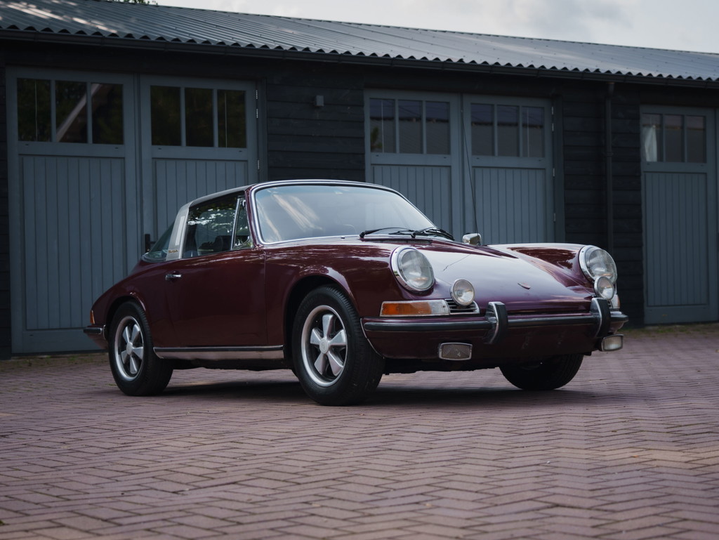 Porsche 911 E